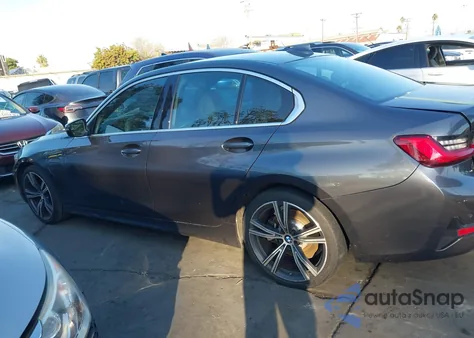 2021 BMW 3 Series 330E from USA, damaged, VIN 3MW5P7J02M8B56252